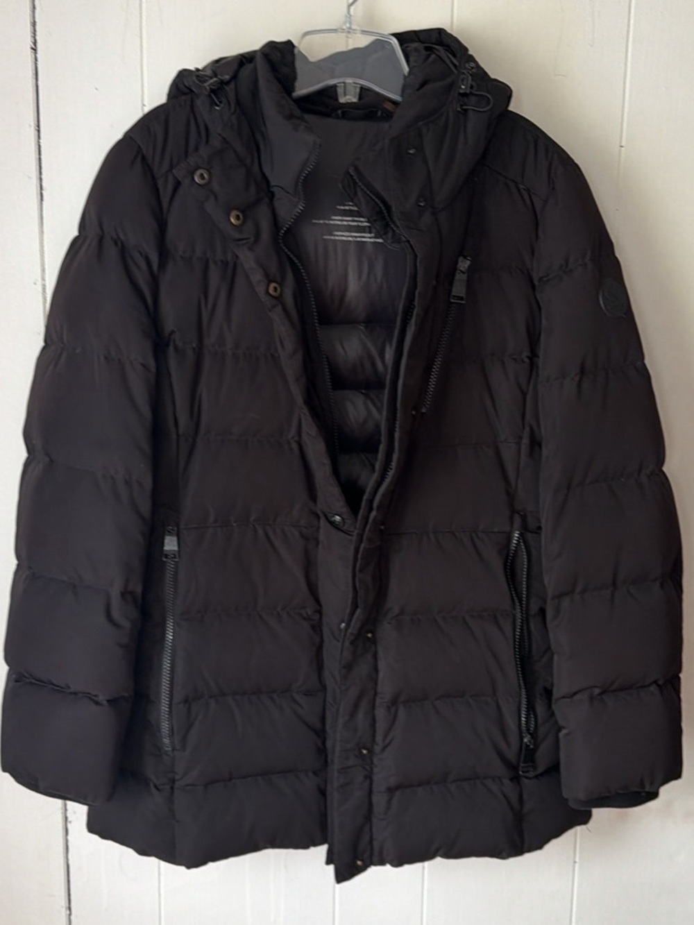 Calvin Klein Women's Matte Black Hooded Puffer Jacket - Size [Large/XL]